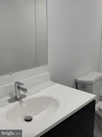 214 JAGUAR DR, Lothian, MD 20711