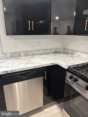 214 JAGUAR DR, Lothian, MD 20711