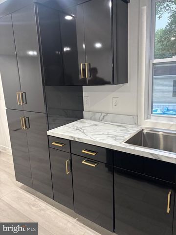 214 JAGUAR DR, Lothian, MD 20711