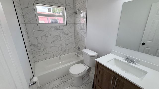 1063 NW 108th Terrace, Miami, FL 33168