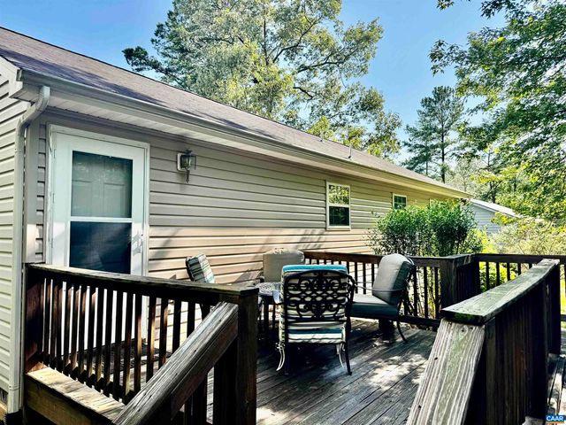 10 LOBLOLLY RD, Palmyra, VA 22963