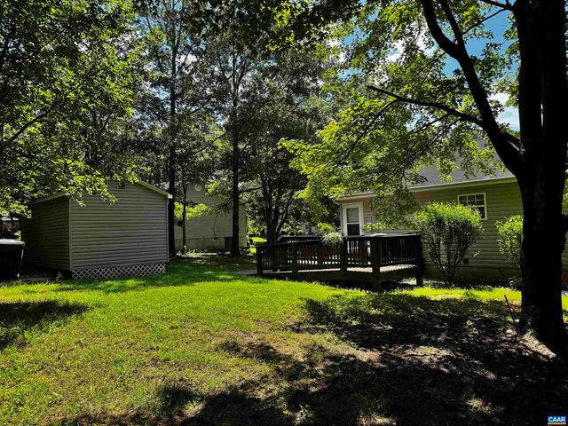 10 LOBLOLLY RD, Palmyra, VA 22963