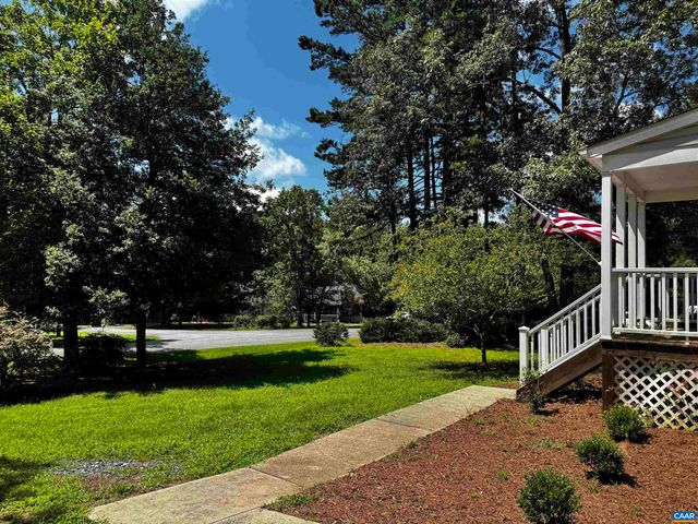 10 LOBLOLLY RD, Palmyra, VA 22963