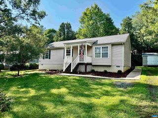 10 LOBLOLLY RD, Palmyra, VA 22963