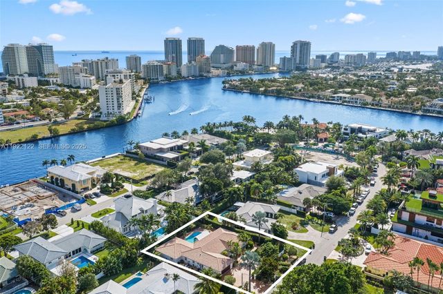 608 Middle River Dr, Fort Lauderdale, FL 33304