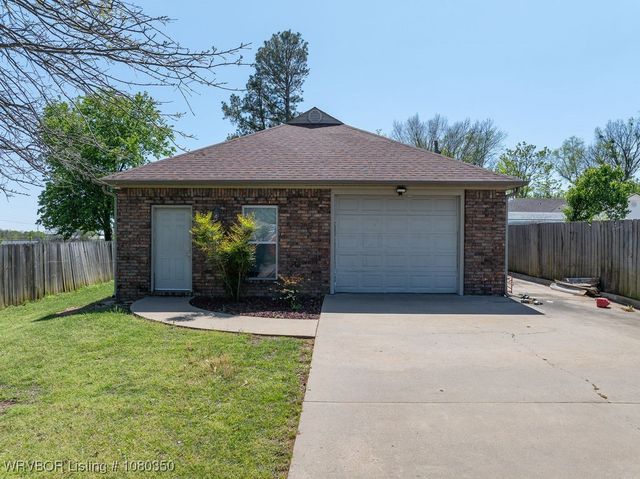 2524 A & B Kibler Road, Van Buren, AR 72956
