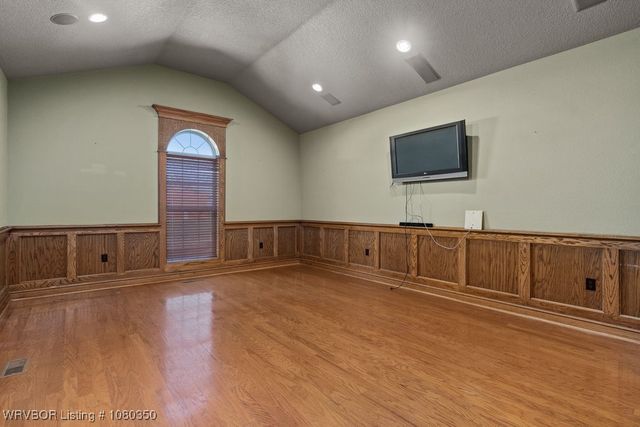 2524 A & B Kibler Road, Van Buren, AR 72956