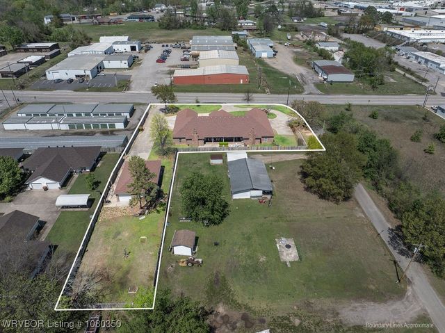 2524 A & B Kibler Road, Van Buren, AR 72956