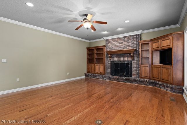 2524 A & B Kibler Road, Van Buren, AR 72956