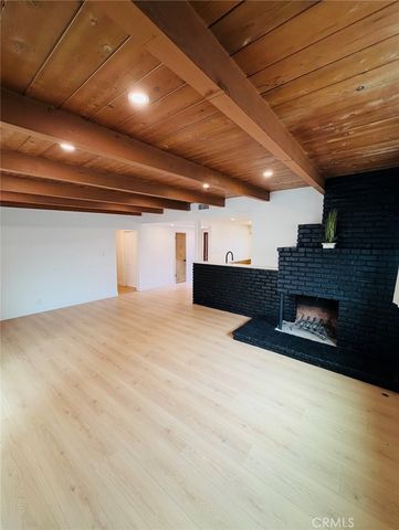 10024 Norwich Avenue, San Fernando, CA 91345