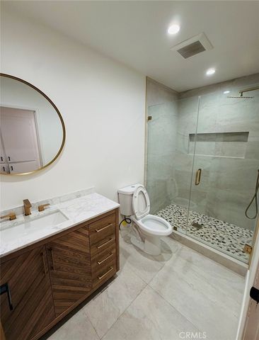 10024 Norwich Avenue, San Fernando, CA 91345