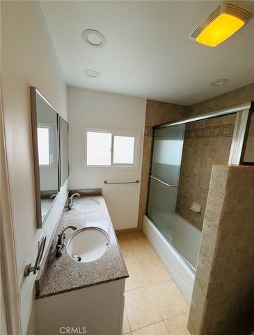 10024 Norwich Avenue, San Fernando, CA 91345