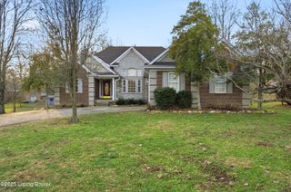 530 Wood Lake Dr, La Grange, KY 40031