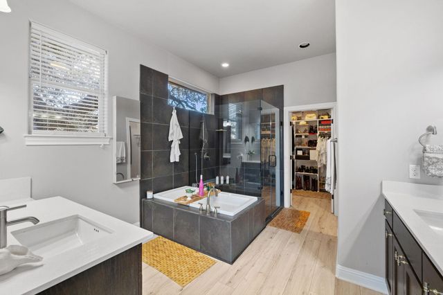 238 W Overlook Mountain RD, Buda, TX 78610