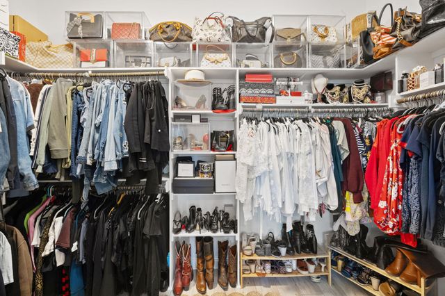 238 W Overlook Mountain RD, Buda, TX 78610