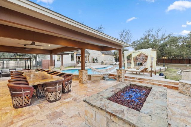 238 W Overlook Mountain RD, Buda, TX 78610