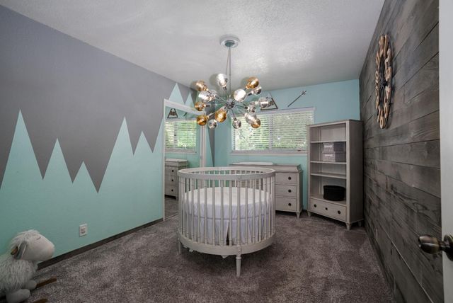 2173 S Minnewawa, Fresno, CA 93727
