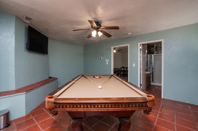2173 S Minnewawa, Fresno, CA 93727