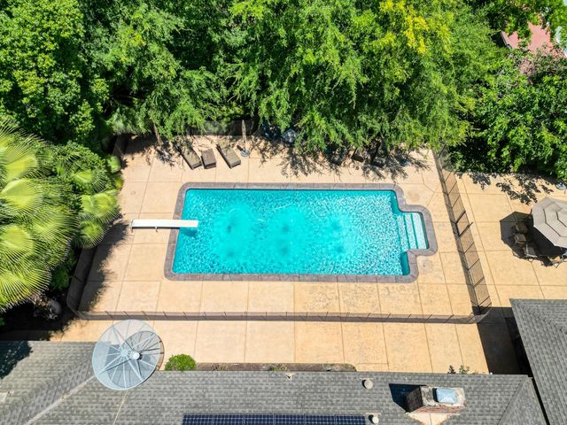 2173 S Minnewawa, Fresno, CA 93727