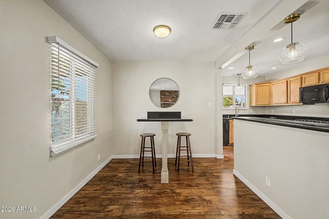 1216 W CLARENDON Avenue, Phoenix, AZ 85013