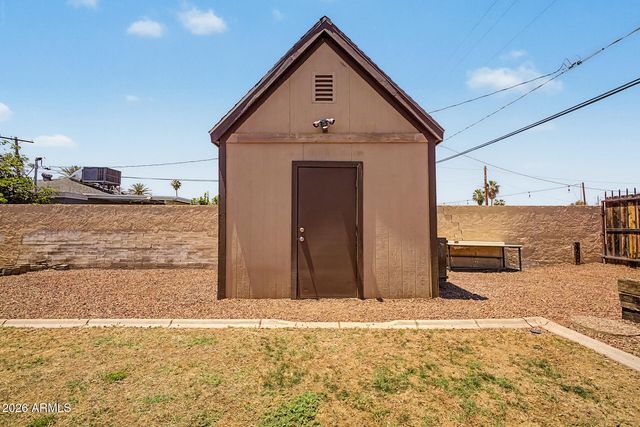 1216 W CLARENDON Avenue, Phoenix, AZ 85013