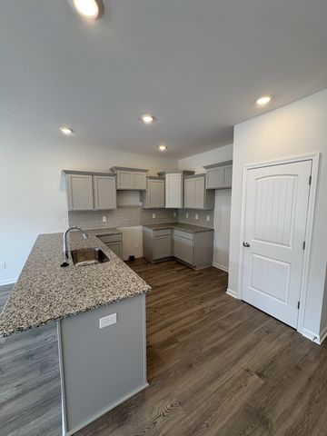 424 Slugger St, Smyrna, TN 37167