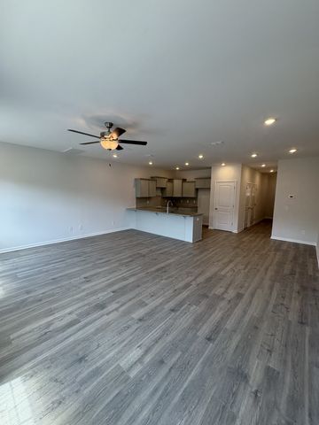 424 Slugger St, Smyrna, TN 37167