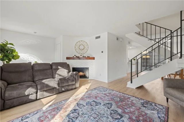 26914 Via Terraza, Saugus, CA 91350