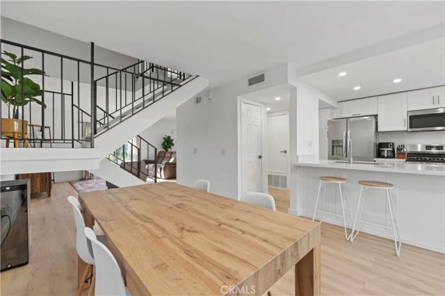 26914 Via Terraza, Saugus, CA 91350