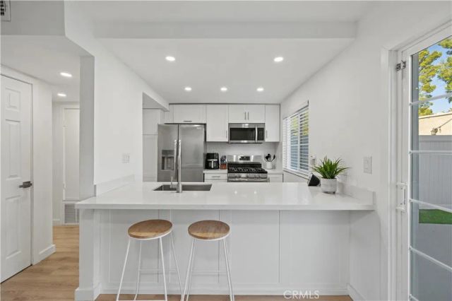 26914 Via Terraza, Saugus, CA 91350