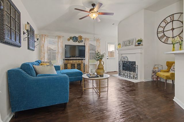 2041 Falls Creek, Little Elm, TX 75068