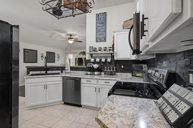 2041 Falls Creek, Little Elm, TX 75068