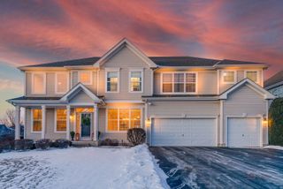 437 Red Cedar Road, Lake Villa, IL 60046