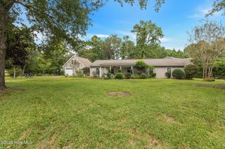 300 Sand Dollar Lane, Hampstead, NC 28443