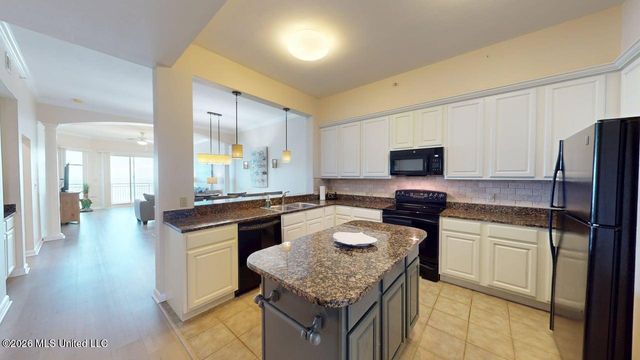 2230 Beach Drive, P1304, Gulfport, MS 39507