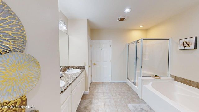 2230 Beach Drive, P1304, Gulfport, MS 39507