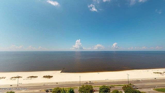 2230 Beach Drive, P1304, Gulfport, MS 39507