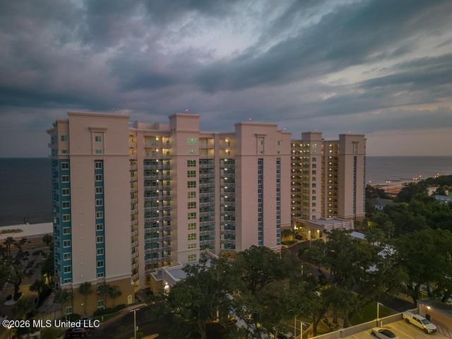 2230 Beach Drive, P1304, Gulfport, MS 39507