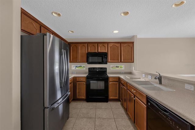 5901 CANDLE GLOW PLACE, Leesburg, FL 34748
