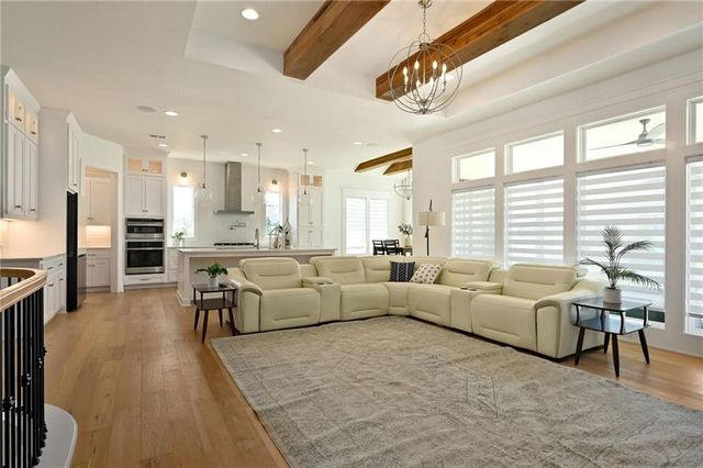 11903 W 167th Terrace, Overland Park, KS 66221