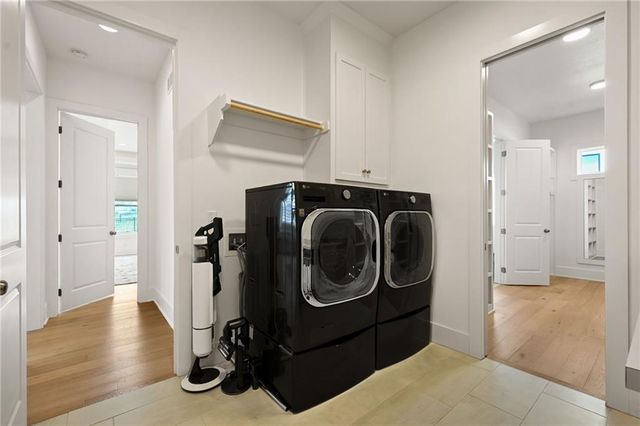 11903 W 167th Terrace, Overland Park, KS 66221