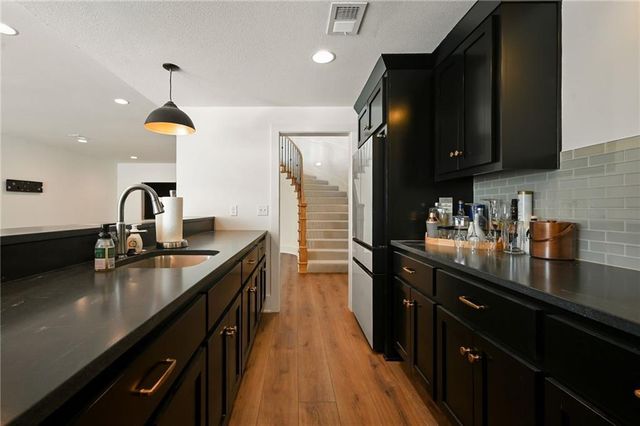 11903 W 167th Terrace, Overland Park, KS 66221