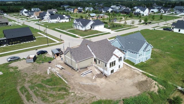 2930 N Brier Lane, Cumming, IA 50061