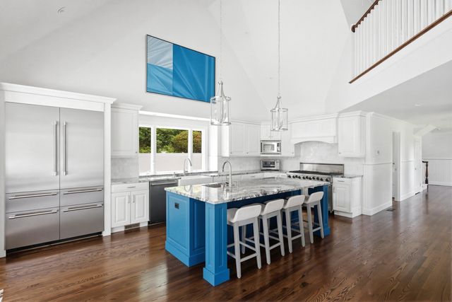 375 Baxters Neck Road, Marstons Mills, MA 02648