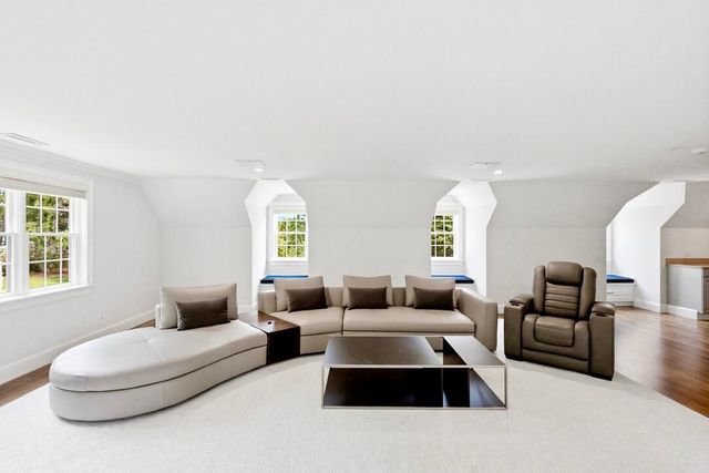 375 Baxters Neck Road, Marstons Mills, MA 02648
