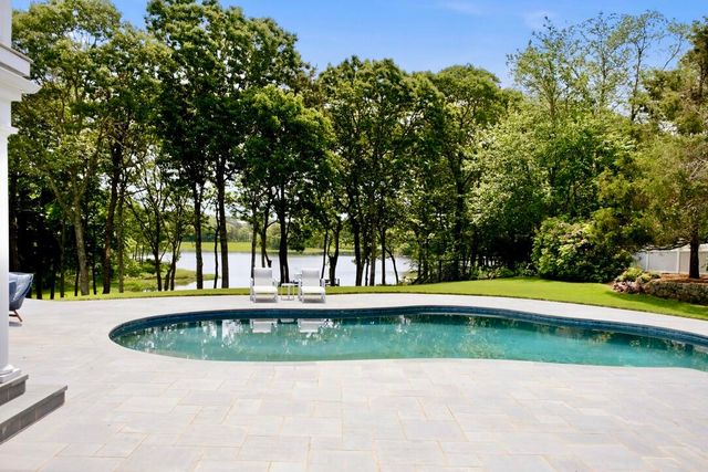 375 Baxters Neck Road, Marstons Mills, MA 02648