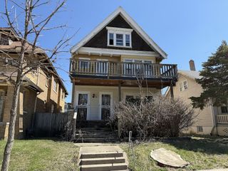 2470 N 41st STREET #2472, Milwaukee, WI 53210