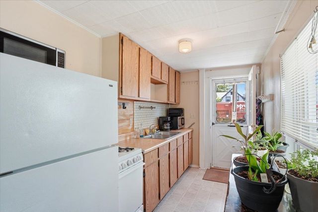 1480 North Avenue, Burlington, VT 05408