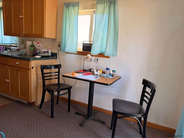 261 N TAYLOR, Laramie, WY 82070