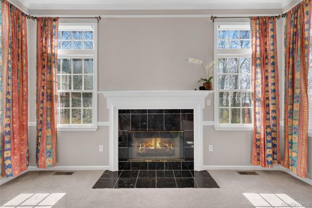 19 Parkview Circle, Carmel, NY 10512